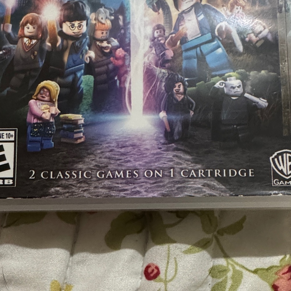 LEGO Harry Potter Collection for Nintendo Switch - Red and Blue - Picture 4 of 7